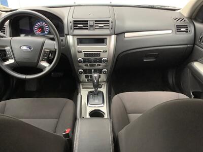 2011 Ford Fusion Hybrid - Photo 31 - Crest Hill, IL 60403
