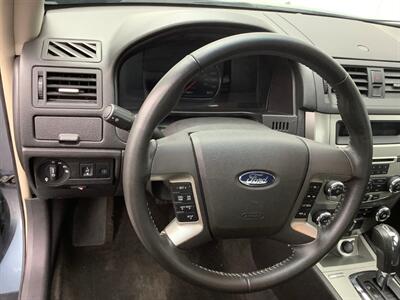 2011 Ford Fusion Hybrid - Photo 14 - Crest Hill, IL 60403