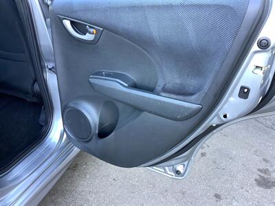 2009 Honda Fit Sport - Photo 24 - Crest Hill, IL 60403