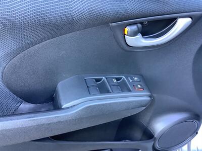 2009 Honda Fit Sport - Photo 14 - Crest Hill, IL 60403