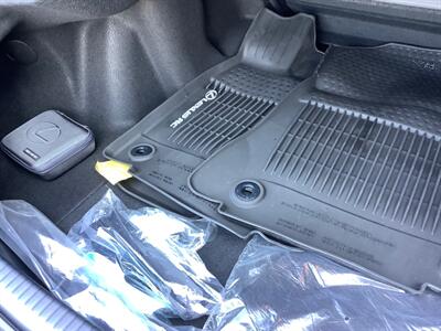 2024 Lexus RC 350 F SPORT   - Photo 54 - Crest Hill, IL 60403