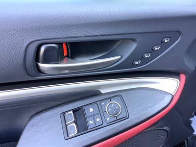 2024 Lexus RC 350 F SPORT   - Photo 18 - Crest Hill, IL 60403