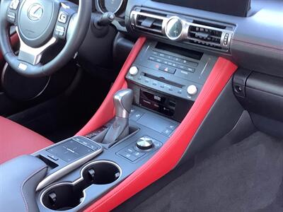 2024 Lexus RC 350 F SPORT   - Photo 46 - Crest Hill, IL 60403