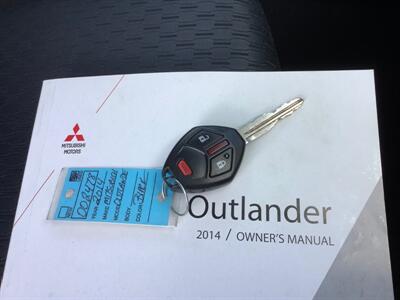 2014 Mitsubishi Outlander ES   - Photo 31 - Crest Hill, IL 60403