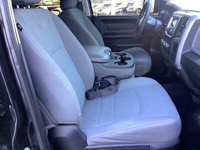 2016 RAM 2500 Tradesman   - Photo 25 - Crest Hill, IL 60403