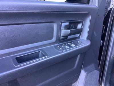 2016 RAM 2500 Tradesman   - Photo 12 - Crest Hill, IL 60403