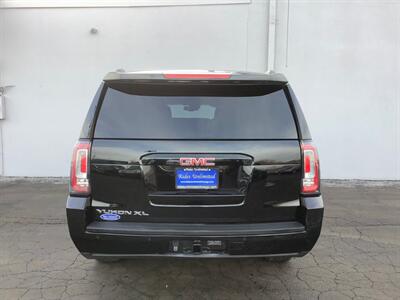 2019 GMC Yukon SLT   - Photo 5 - Crest Hill, IL 60403