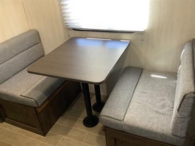 2019 Forest River Wolf Pup Limited 16BHS  16BHS - Photo 24 - Crest Hill, IL 60403