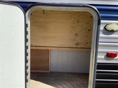 2019 Forest River Wolf Pup Limited 16BHS  16BHS - Photo 56 - Crest Hill, IL 60403