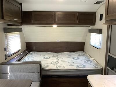 2019 Forest River Wolf Pup Limited 16BHS  16BHS - Photo 44 - Crest Hill, IL 60403