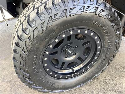 2015 Jeep Wrangler Sahara   - Photo 33 - Crest Hill, IL 60403