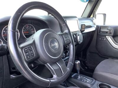 2015 Jeep Wrangler Sahara   - Photo 18 - Crest Hill, IL 60403