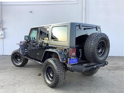 2015 Jeep Wrangler Sahara   - Photo 4 - Crest Hill, IL 60403