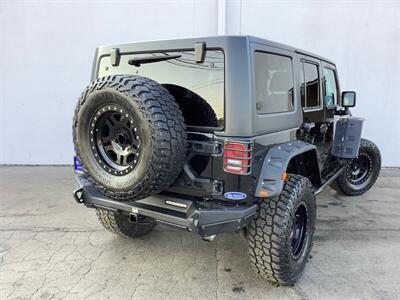 2015 Jeep Wrangler Sahara   - Photo 7 - Crest Hill, IL 60403