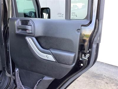2015 Jeep Wrangler Sahara   - Photo 22 - Crest Hill, IL 60403