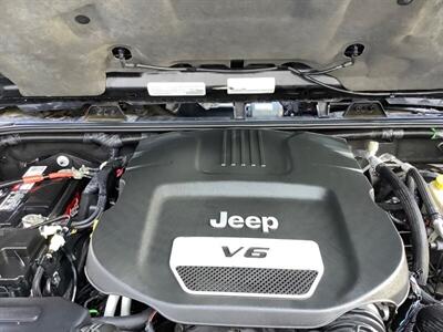 2015 Jeep Wrangler Sahara   - Photo 43 - Crest Hill, IL 60403