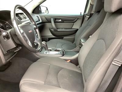 2013 GMC Acadia SLE-2   - Photo 35 - Crest Hill, IL 60403