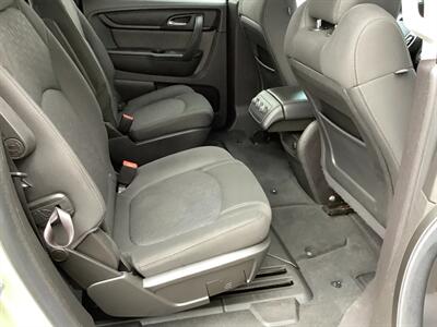 2013 GMC Acadia SLE-2   - Photo 21 - Crest Hill, IL 60403