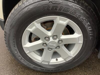 2013 GMC Acadia SLE-2   - Photo 31 - Crest Hill, IL 60403