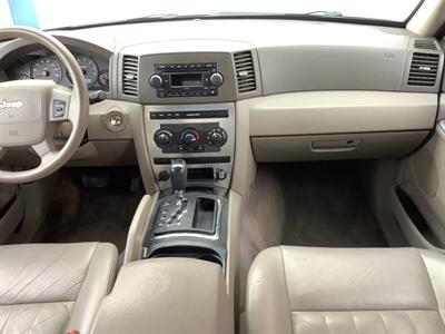 2006 Jeep Grand Cherokee Laredo   - Photo 28 - Crest Hill, IL 60403