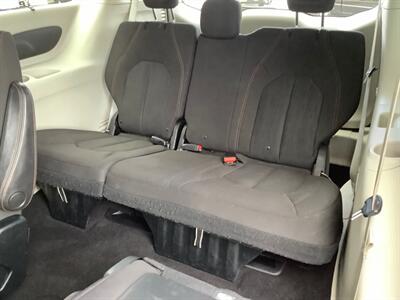 2017 Chrysler Pacifica Touring-L - Photo 30 - Crest Hill, IL 60403