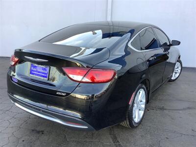 2016 Chrysler 200 Limited   - Photo 6 - Crest Hill, IL 60403