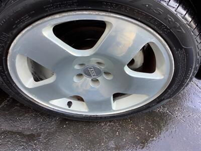 2001 Audi TT 225hp quattro - Photo 33 - Crest Hill, IL 60403