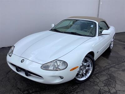 1999 Jaguar XK8   - Photo 3 - Crest Hill, IL 60403