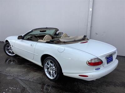 1999 Jaguar XK8   - Photo 13 - Crest Hill, IL 60403
