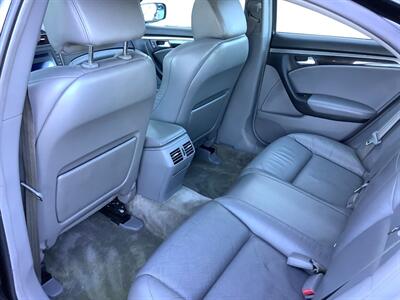 2006 Acura TL   - Photo 24 - Crest Hill, IL 60403