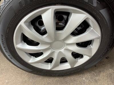 2012 Nissan Sentra 2.0 S   - Photo 27 - Crest Hill, IL 60403