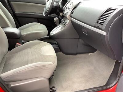 2012 Nissan Sentra 2.0 S   - Photo 31 - Crest Hill, IL 60403
