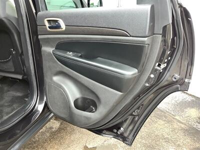 2015 Jeep Grand Cherokee Laredo   - Photo 25 - Crest Hill, IL 60403