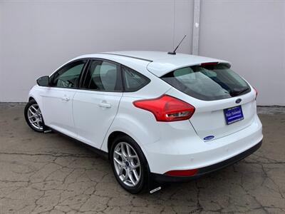 2015 Ford Focus SE   - Photo 4 - Crest Hill, IL 60403