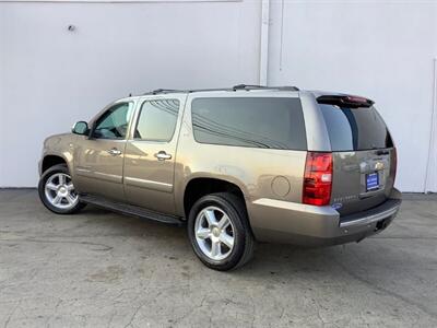 2013 Chevrolet Suburban LTZ 1500   - Photo 5 - Crest Hill, IL 60403