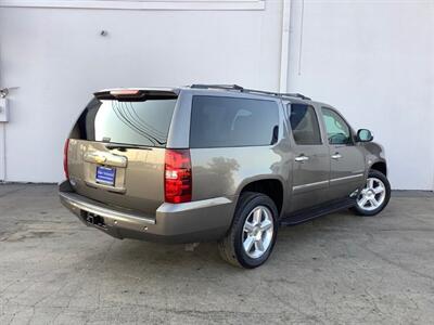 2013 Chevrolet Suburban LTZ 1500   - Photo 8 - Crest Hill, IL 60403
