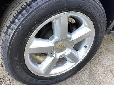 2013 Chevrolet Suburban LTZ 1500   - Photo 44 - Crest Hill, IL 60403