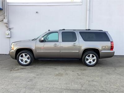 2013 Chevrolet Suburban LTZ 1500   - Photo 3 - Crest Hill, IL 60403