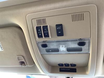 2013 Chevrolet Suburban LTZ 1500   - Photo 36 - Crest Hill, IL 60403