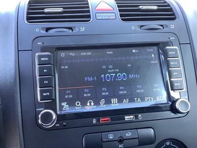 2007 Volkswagen Rabbit 2.5   - Photo 16 - Crest Hill, IL 60403