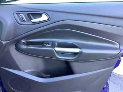 2016 Ford Escape SE   - Photo 26 - Crest Hill, IL 60403