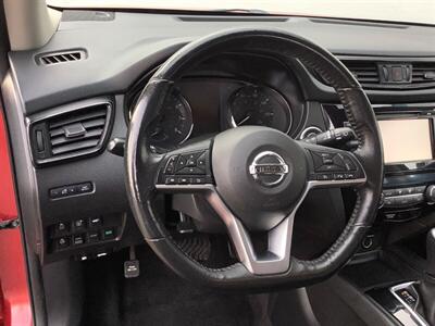 2017 Nissan Rogue SV - Photo 17 - Crest Hill, IL 60403