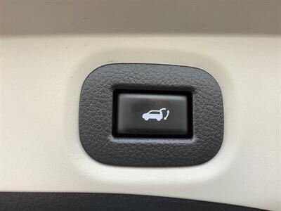 2017 Nissan Rogue SV - Photo 36 - Crest Hill, IL 60403