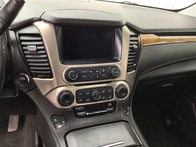 2017 GMC Yukon Denali   - Photo 19 - Crest Hill, IL 60403