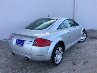 2001 Audi TT 225hp quattro   - Photo 6 - Crest Hill, IL 60403