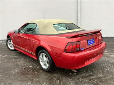 2001 Ford Mustang   - Photo 4 - Crest Hill, IL 60403