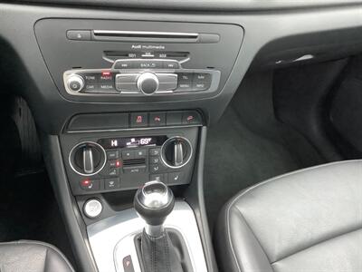 2017 Audi Q3 2.0T quattro Premium   - Photo 18 - Crest Hill, IL 60403