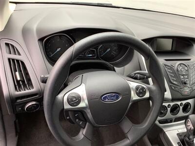 2014 Ford Focus SE   - Photo 15 - Crest Hill, IL 60403