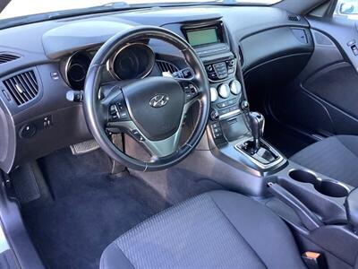 2014 Hyundai Genesis Coupe 2.0T   - Photo 15 - Crest Hill, IL 60403