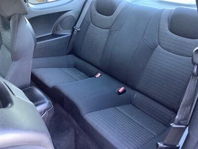 2014 Hyundai Genesis Coupe 2.0T   - Photo 22 - Crest Hill, IL 60403